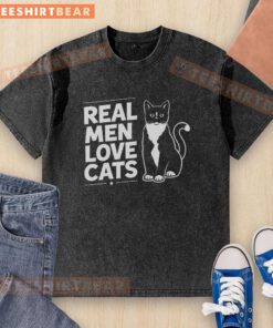 Official Real Men Love Cats washed t-shirt showcasing a stylish design for cat lovers, perfect for casual wear.
