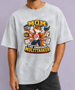 Funny Mom Multitasking Fox Mascot Graphic Tee Washed T-Shirt