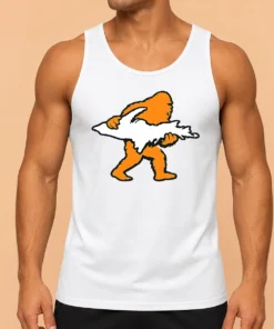 Pretty Bigfoot Holding UP Of Michigan Upper Peninsula Tank Top