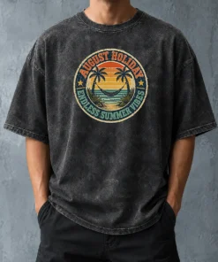 Top Awesome August Holiday Vintage Badge Summer Escape Washed T-Shirt