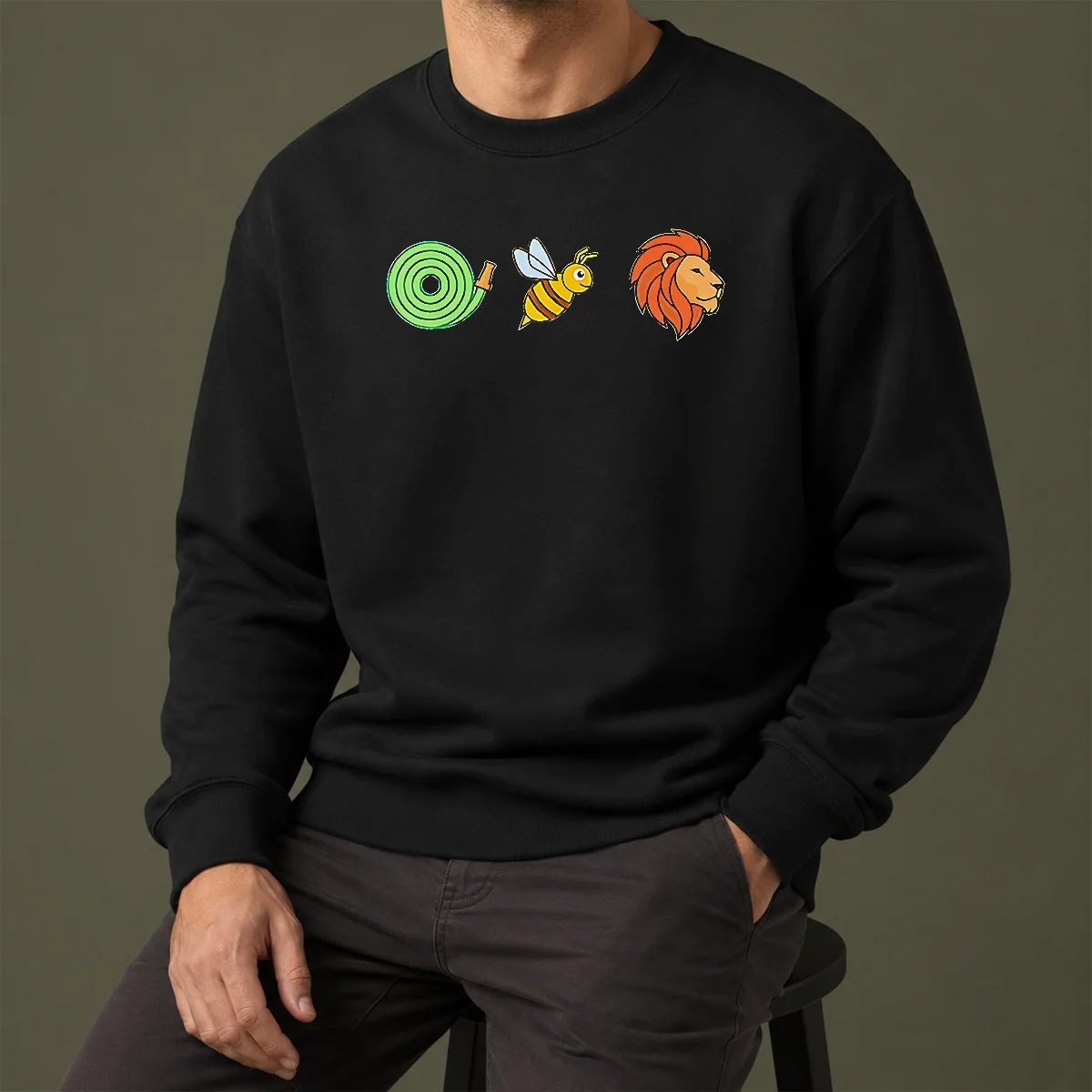 Good Funny Hose Bee Lion Rebus Wordplay Visual Pun Sweater